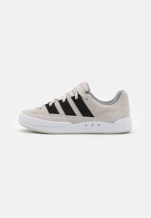 ADIMATIC UNISEX - Scarpe skate - grey one/core black/grey three