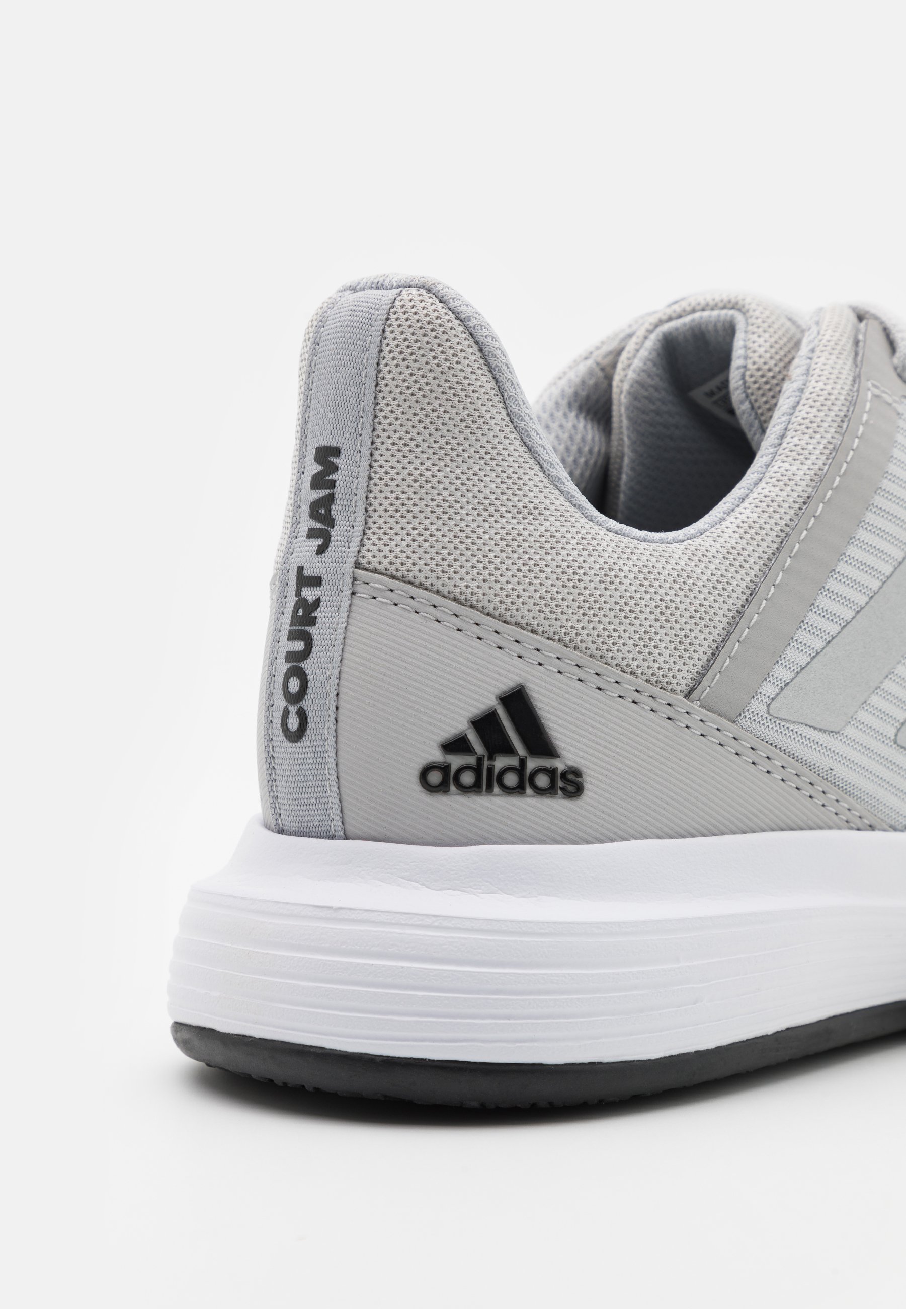 adidas Performance COURTJAM BOUNCE - Zapatillas de tenis para todas las  superficies - grey two/silver metallic/core black/gris - Zalando.es