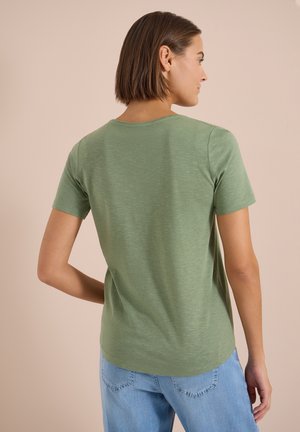 Cecil, BASIC T-SHIRT WITH ROUND NECK IN A SOLID COLOR - T-shirt basique - deep matcha green