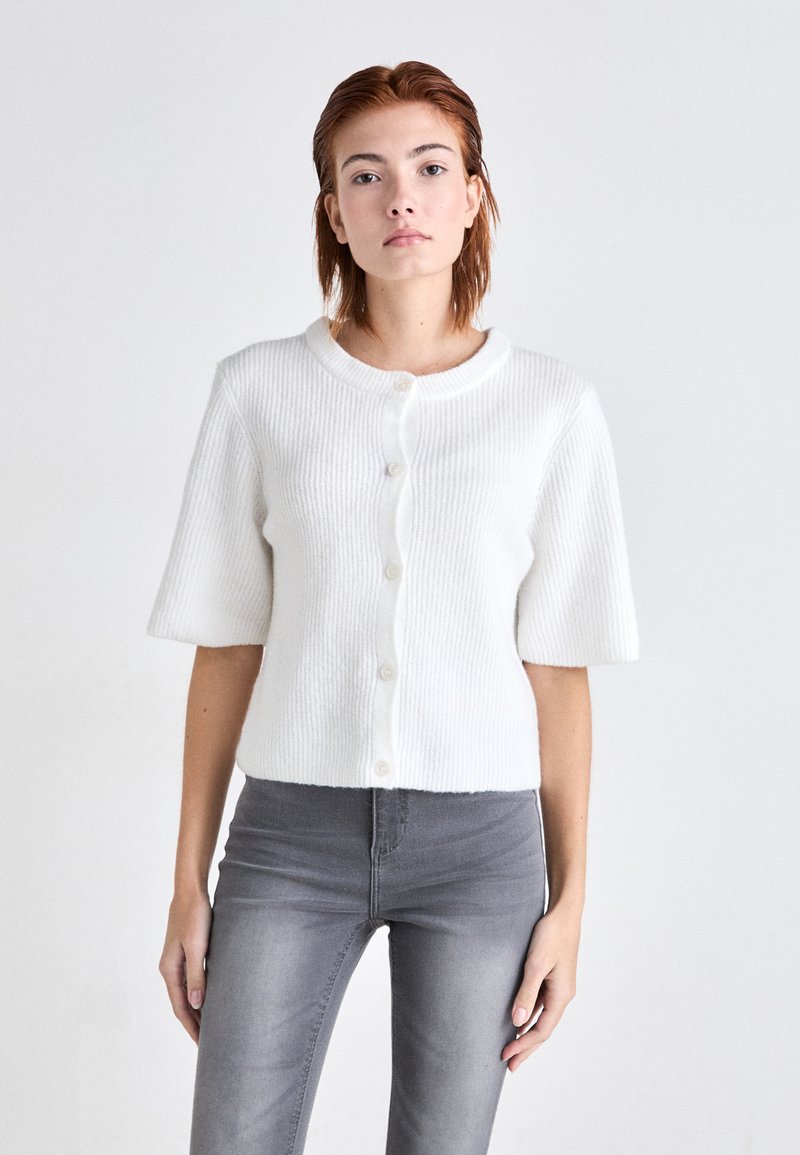 PCBAISY Cardigan - Cloud Dancer