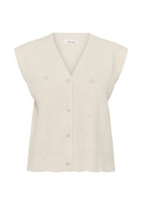 Kreminė be rankovių mezgimo liemenė su V formos iškirpte, puikuojanti kabelių raštu, perliniais mygtukais ir mažomis dekoratyvinėmis perlų detalėmis priekyje.