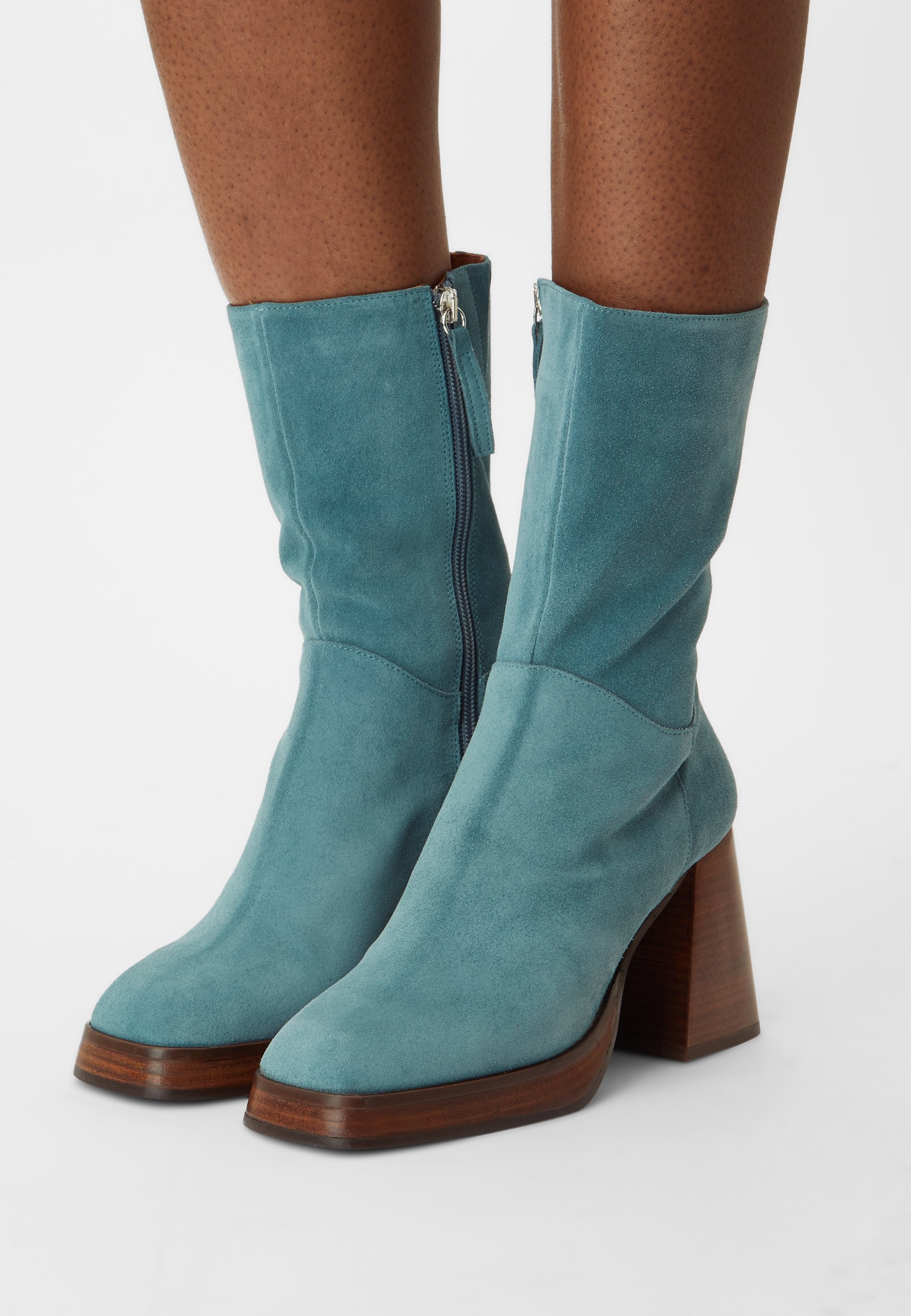 Women Platform boots Women Platform boots