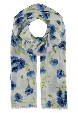 Lichte stoffen sjaal met blauw bloemmotief en groene stengels, losjes omgeslagen met franjes aan de randen op een witte achtergrond.