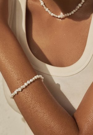 Next, PEARL - Bracelet - white