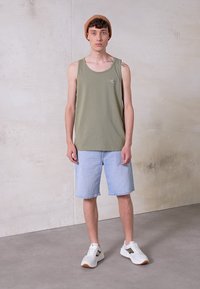 Nudie Jeans RELAXED TANK UNISEX - Top - faded green