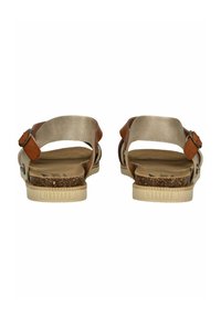 Hnědé a kovové sandály s korekouvou podrážkou, nastavitelným páskem a hladkým koženým svrškem. Vyznačují se lehkým designem a pevnými kovovými doplňky.