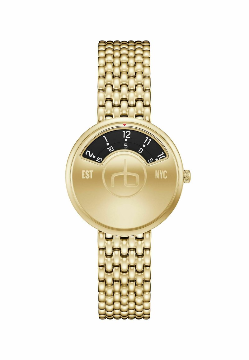 Guldfarvet armbåndsur med meshrem, rund urskive, sort skive, hvide timemarkører og mærkningsnavnet "EST NYC" ved kl. 9 og 3.