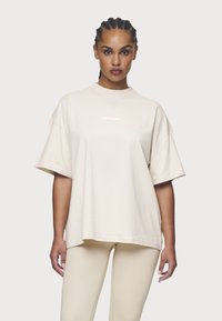 Pegador BRACY HEAVY OVERSIZED TEE - T-shirts - washed coast sand