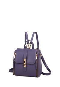 Borsa a tracolla in ecopelle viola con patta, hardware dorato, dettagli con zip, doppi manici e forma strutturata.