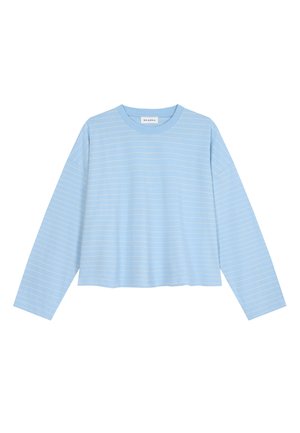 Light blue long-sleeve crop top with thin horizontal white stripes and a round neckline.