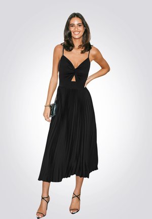 Cupshe Robe de jour - black