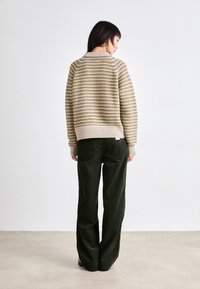 Mads Nørgaard PANTS - Kalhoty - rosin
