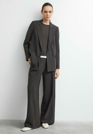 comma, HOSE - Trousers - dunkelbraun