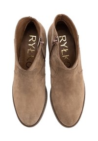 RYŁKO Botines - light brown