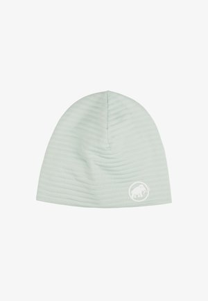 Helle graue Stoffmütze mit Rippenstruktur und einem kleinen weißen Mammut-Logo nahe dem unteren Rand.