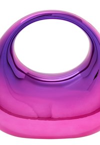 Üvegvázan sima, kerek formájú, amelyen lila és rózsaszín közötti átmenet látható. A felülete fényes, sima befejezésével tükrözi a fényt.