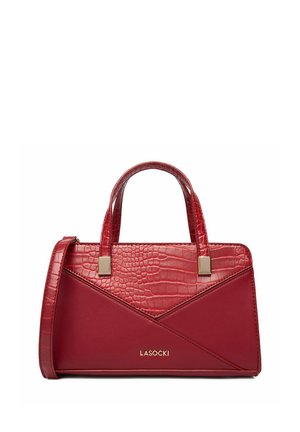 Rote Handtasche mit zwei oberen Griffen und einem abnehmbaren Schulterriemen, mit Krokodilstruktur und glatten Lederpartien, goldfarbenem Logo und Beschlägen.