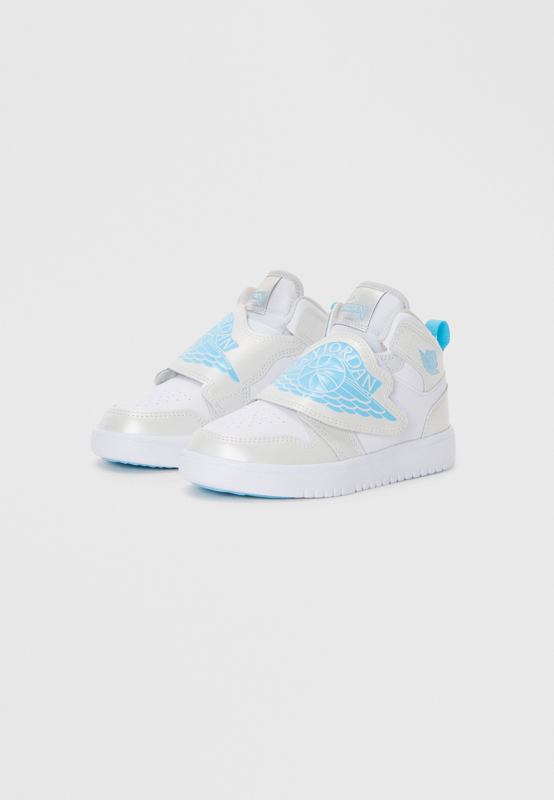 flat jordan sneakers