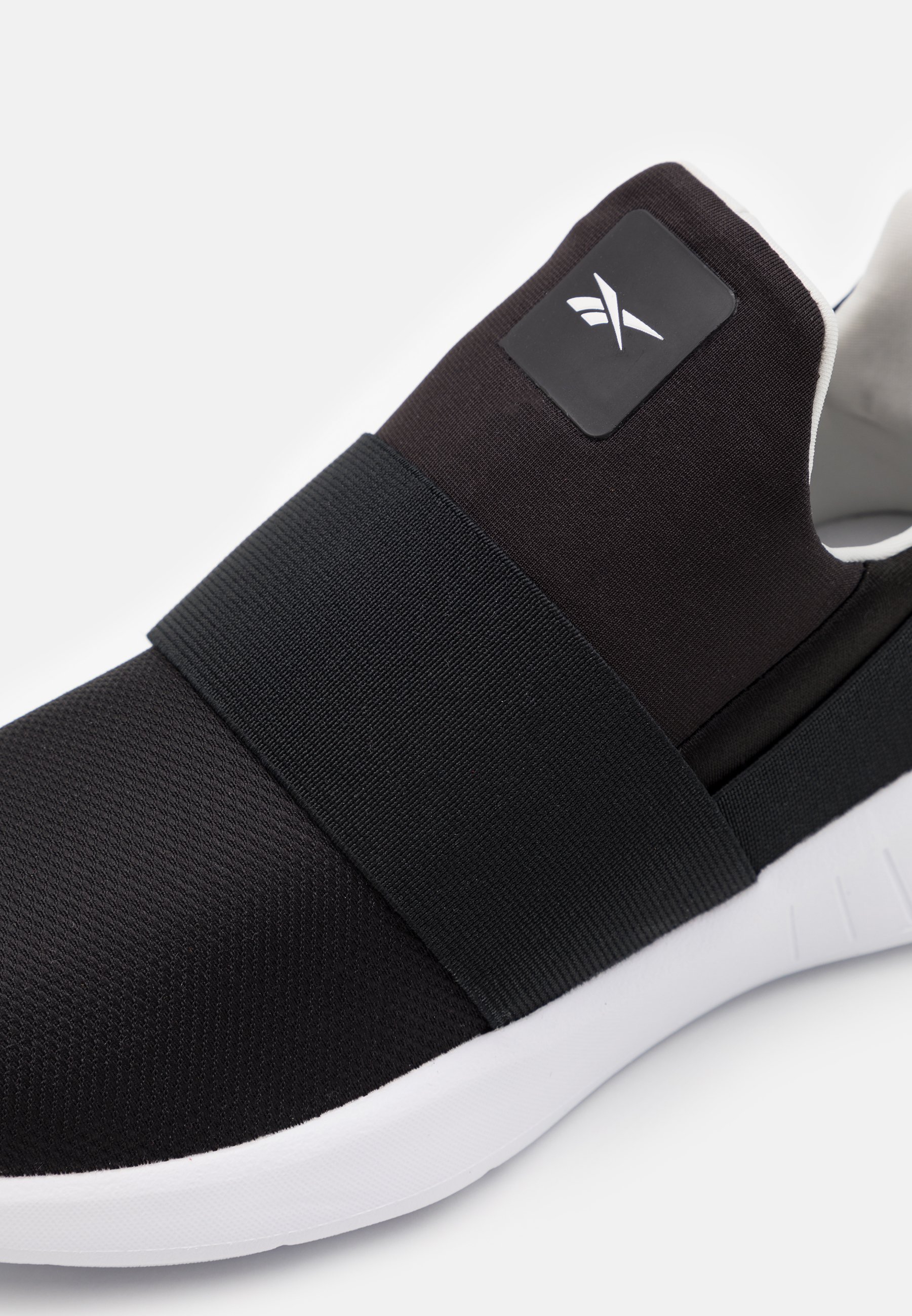 reebok slip on
