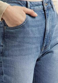 Cross Jeans - Jeansy Slim Fit