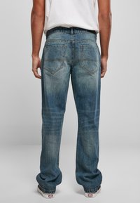Urban Classics Vaqueros boyfriend - sand destroyed washed
