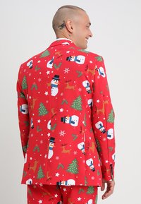 OppoSuits Oblek - red
