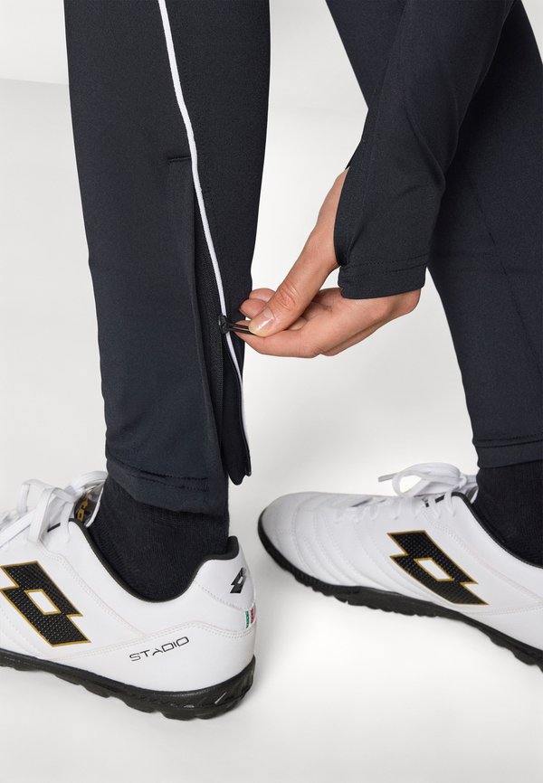 CHALLENGER TRAINING - Tracksuit bottoms3