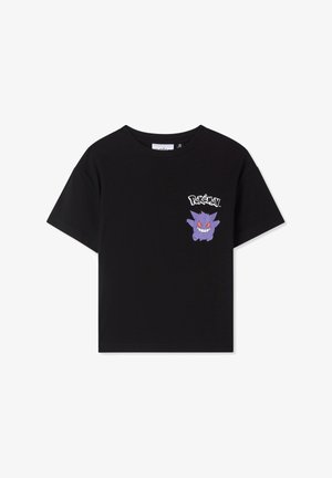 Czarna bawełniana koszulka z małym, fioletowym nadrukiem Pokémona Gengara oraz napisem "Pokémon!" na lewej stronie klatki piersiowej. Krótkie rękawy, luźny krój.