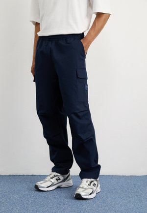 BADGE PANT - Cargobukse - dark sapphire