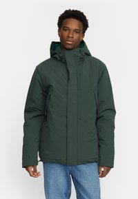REVOLUTION PADDED TECH  - Winter jacket - darkgreen