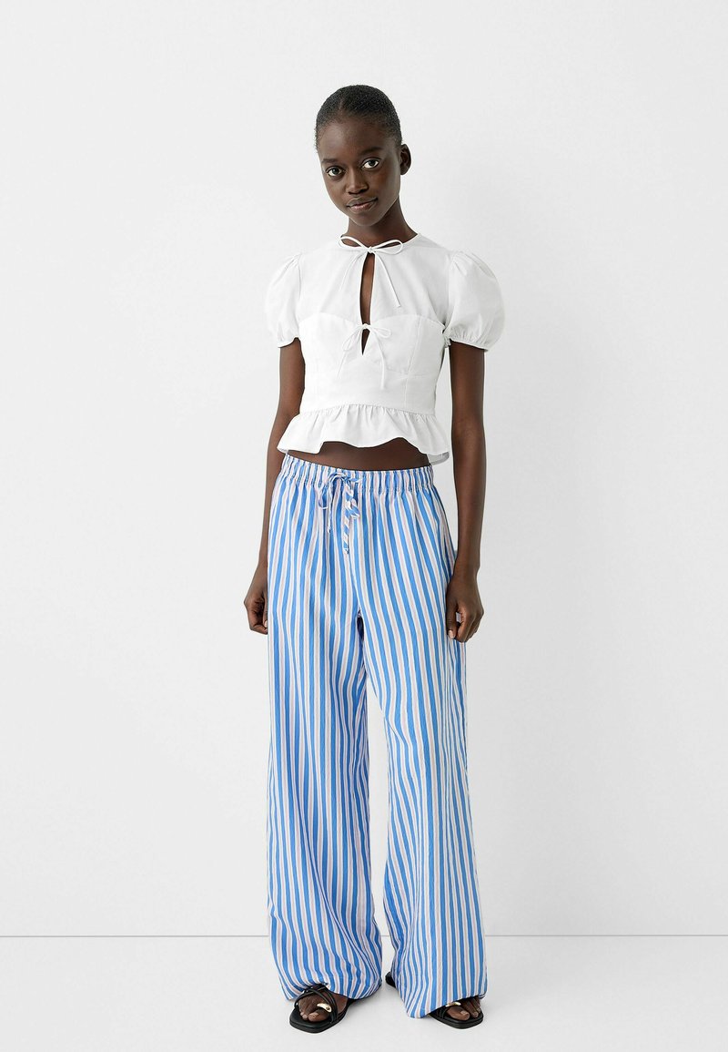 Bershka Blouse wit Bershka Blouse wit