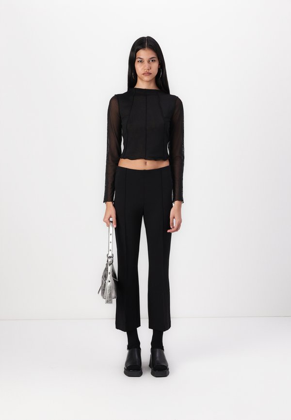 FAST PONTE CROP KICK PULL ON - Trousers4
