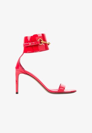 Gucci, Sandales à talons hauts - red