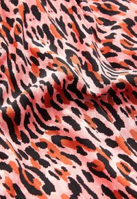 Myleene Klass PRINTED WRAP - REGULAR FIT - Maxi šaty - pink