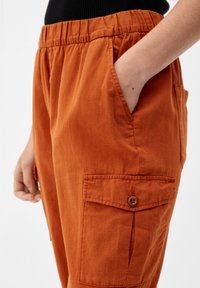 QS REGULAR - Cargobroek - dark orange