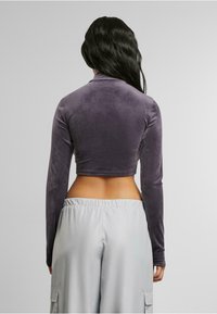 adidas Originals BLING CROP - Pitkähihainen paita - aurora black