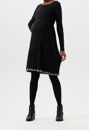 Strickkleid - black