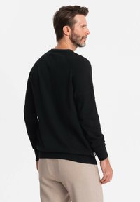 Ombre Maglione - black