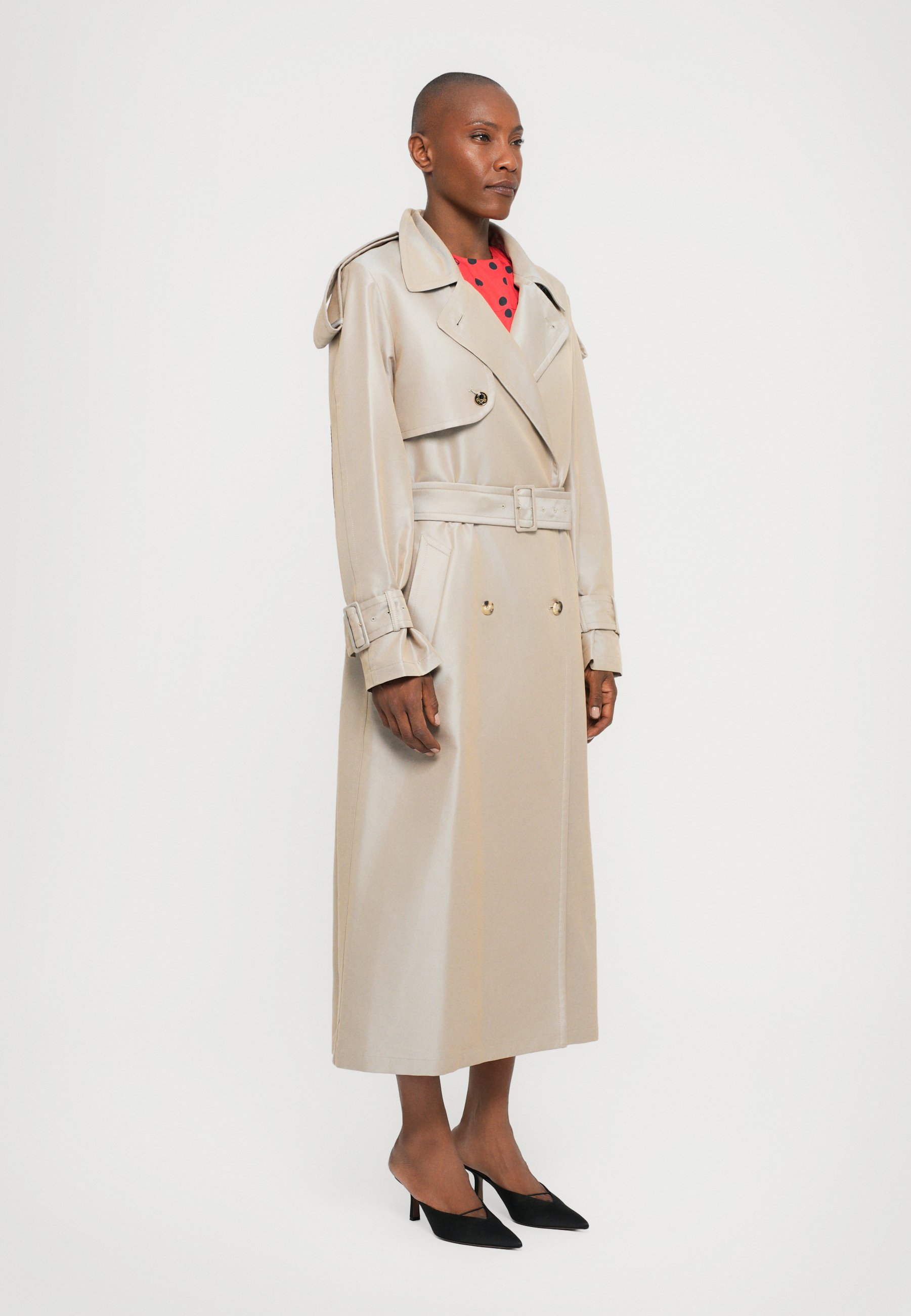 MOSCHINO IRIDESCENT DIAGONAL LONG JACKET - Trenchcoat - beige