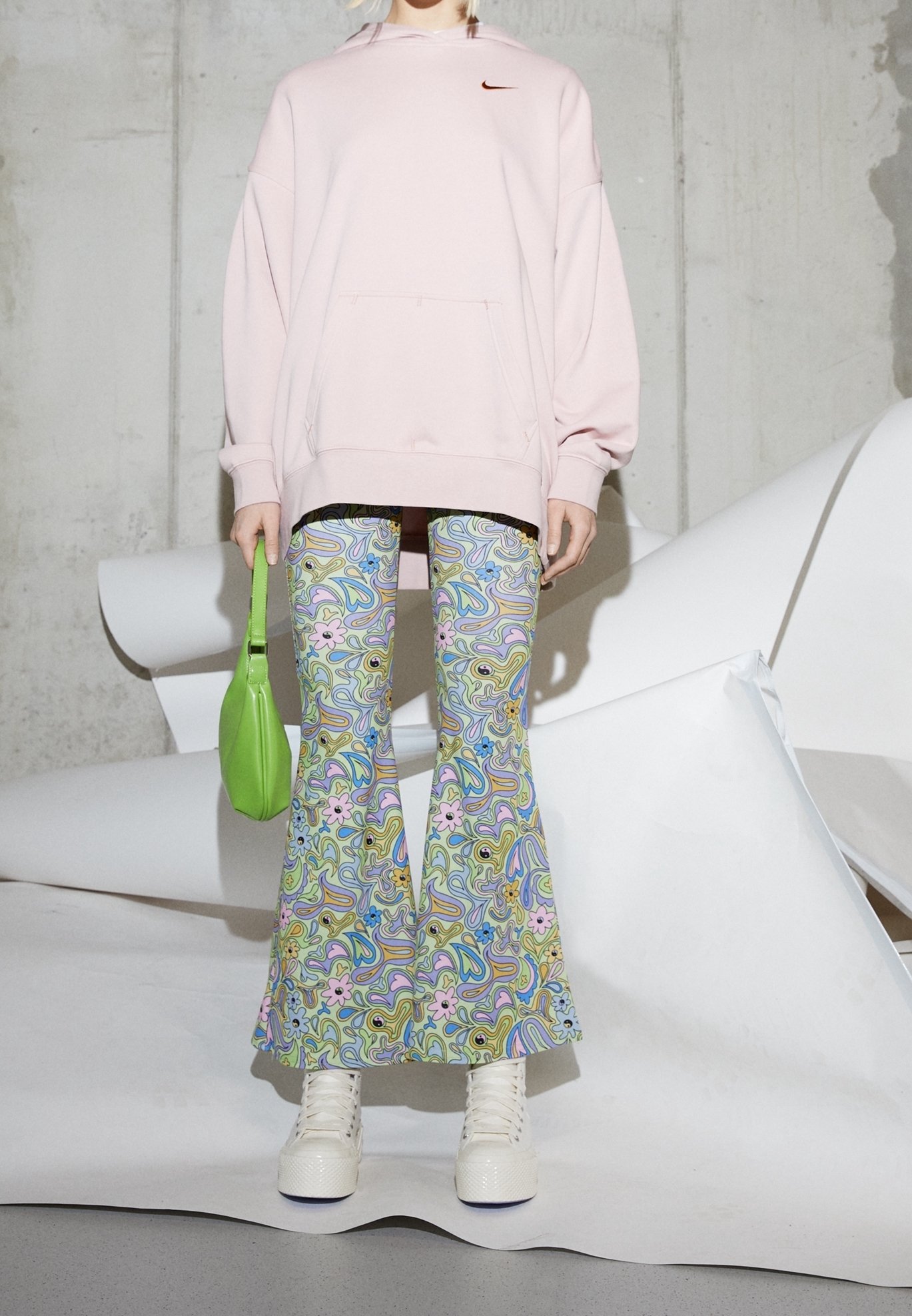 nike oversize hoodie pastel