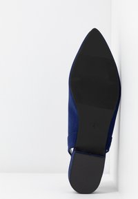 Dorothy Perkins Slingback ballet pumps - blue