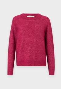 Sweter z długim rękawem, okrągłym dekoltem w melanżowym, ciemnoróżowym dzianinie, z prążkowanymi mankietami i dołem, wyeksponowany na jasnym, jednolitym tle.