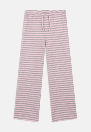 Pantalones de pijama a rayas horizontales rosas y grises con cintura elástica y cordón, extendidos sobre un fondo blanco.