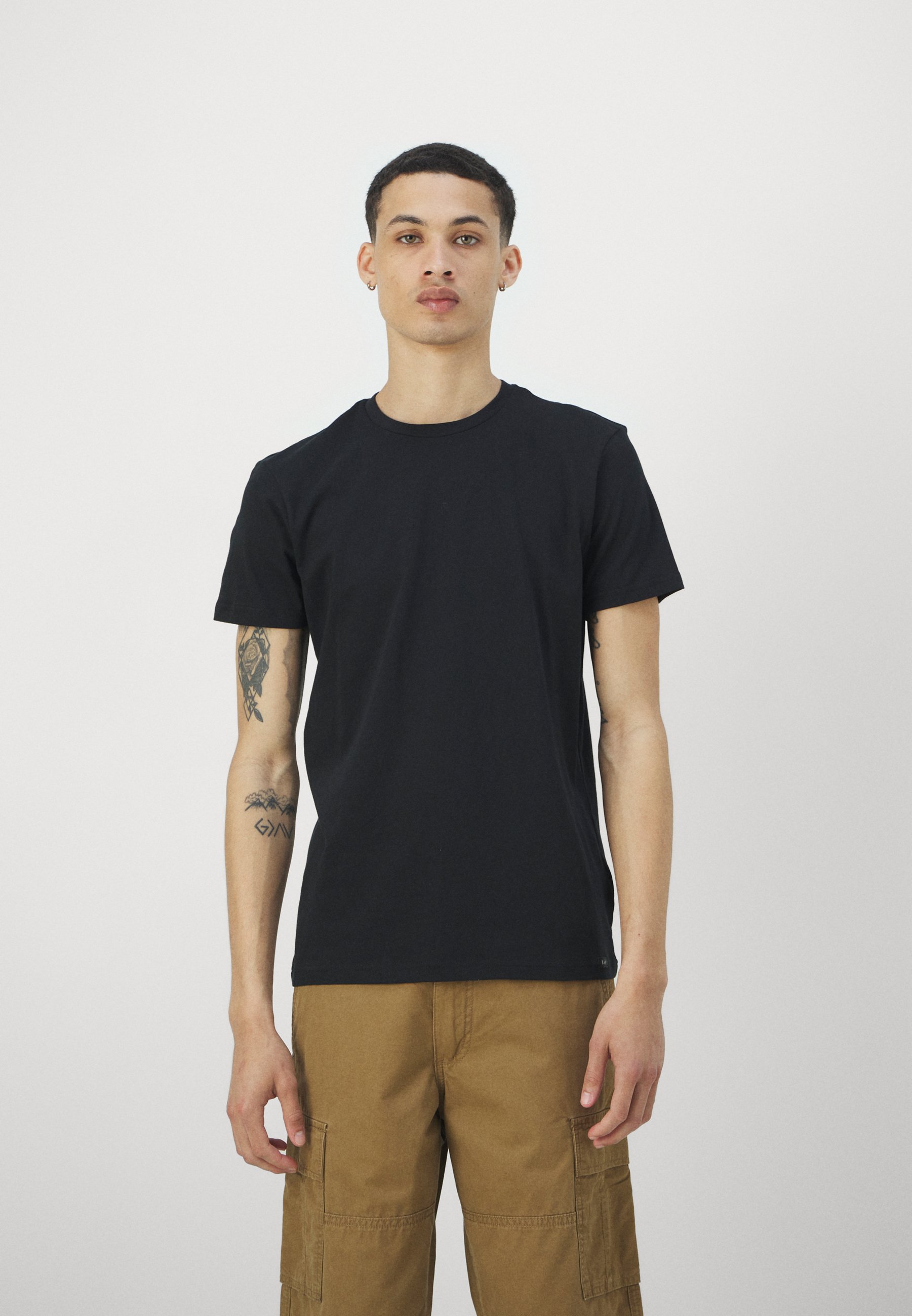 Lee TWIN CREW 2 PACK - Basic T-shirt - black - Zalando.co.uk