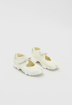 AIR RIFT LACE - Baskets basses - sail/sail