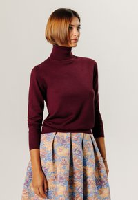 Rodier TURTLENECK - Strickpullover - bordeaux