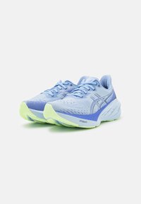 ASICS NOVABLAST 4 - Chaussures de running sur route - light sapphire/sapphire