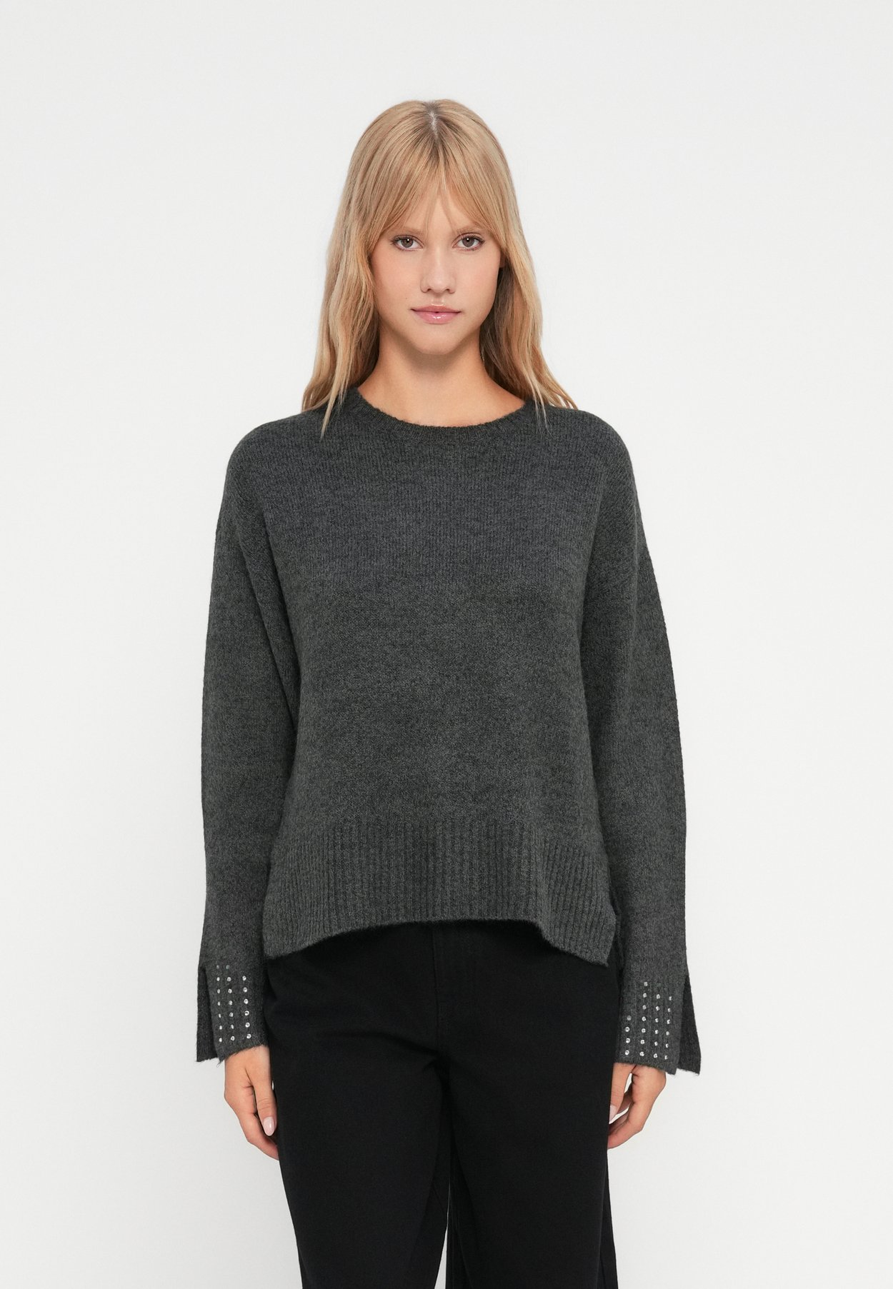 ONLOHIO O NECK BLING PULLOVER