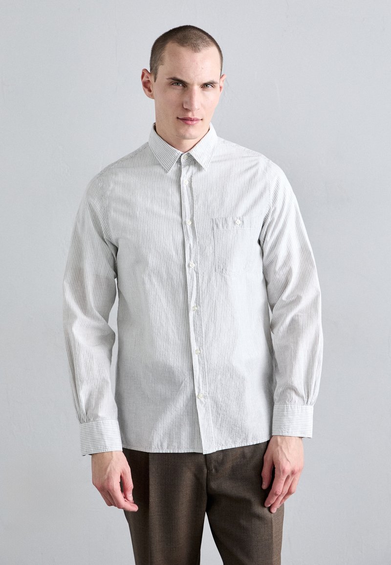 OFFICINE GENERALE - ALEX STRIPE - Camisa - white/grey, Ampliar