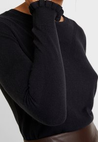 Dorothy Perkins Stickad tröja - dark blue